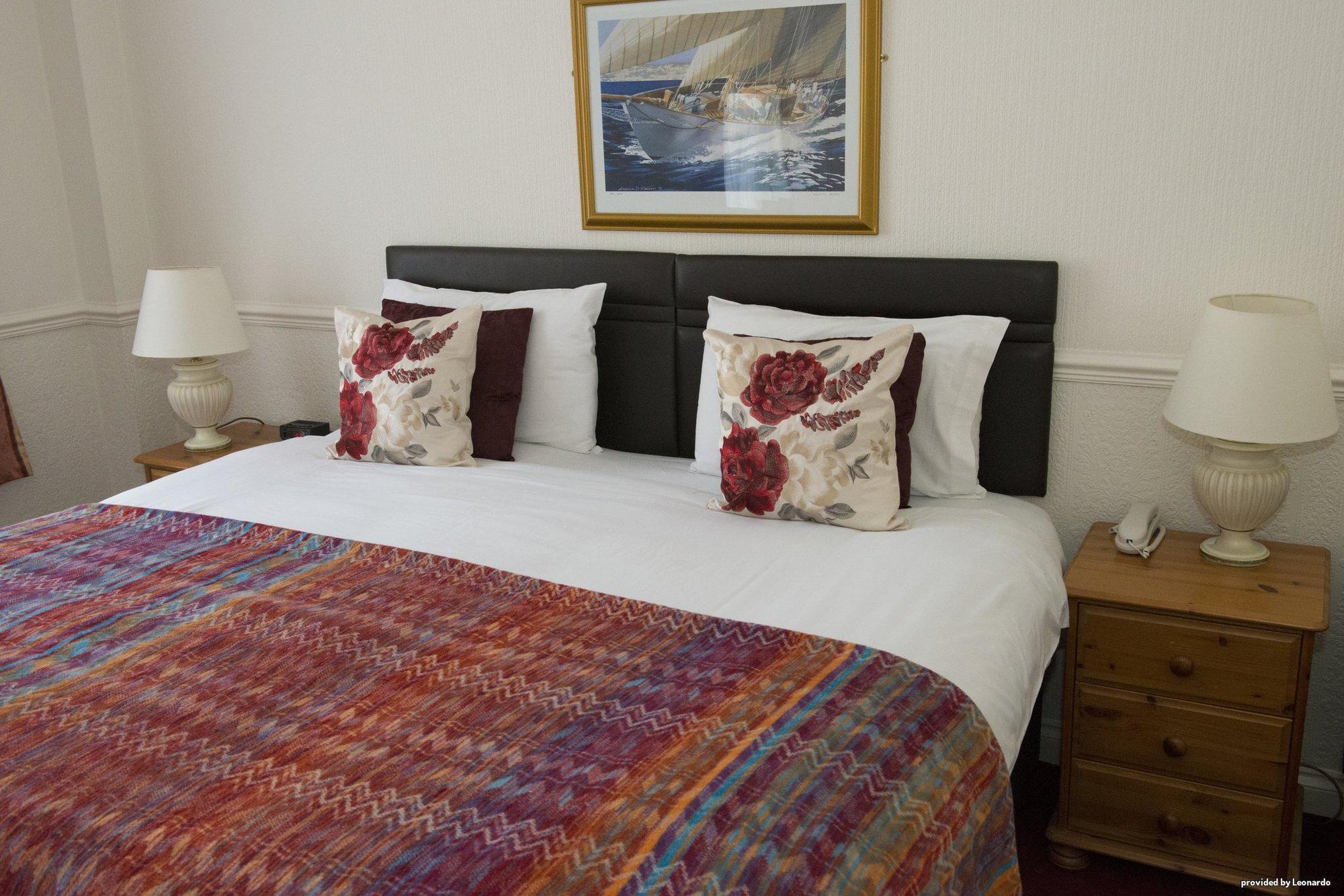 Cliff Head Hotel Carlyon Bay Eksteriør bilde